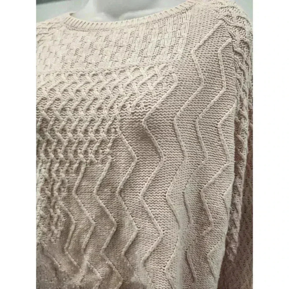 89th & Madison Crochet Knit Sweater Medium Light Pink Crew neck - Picture 2 of 6